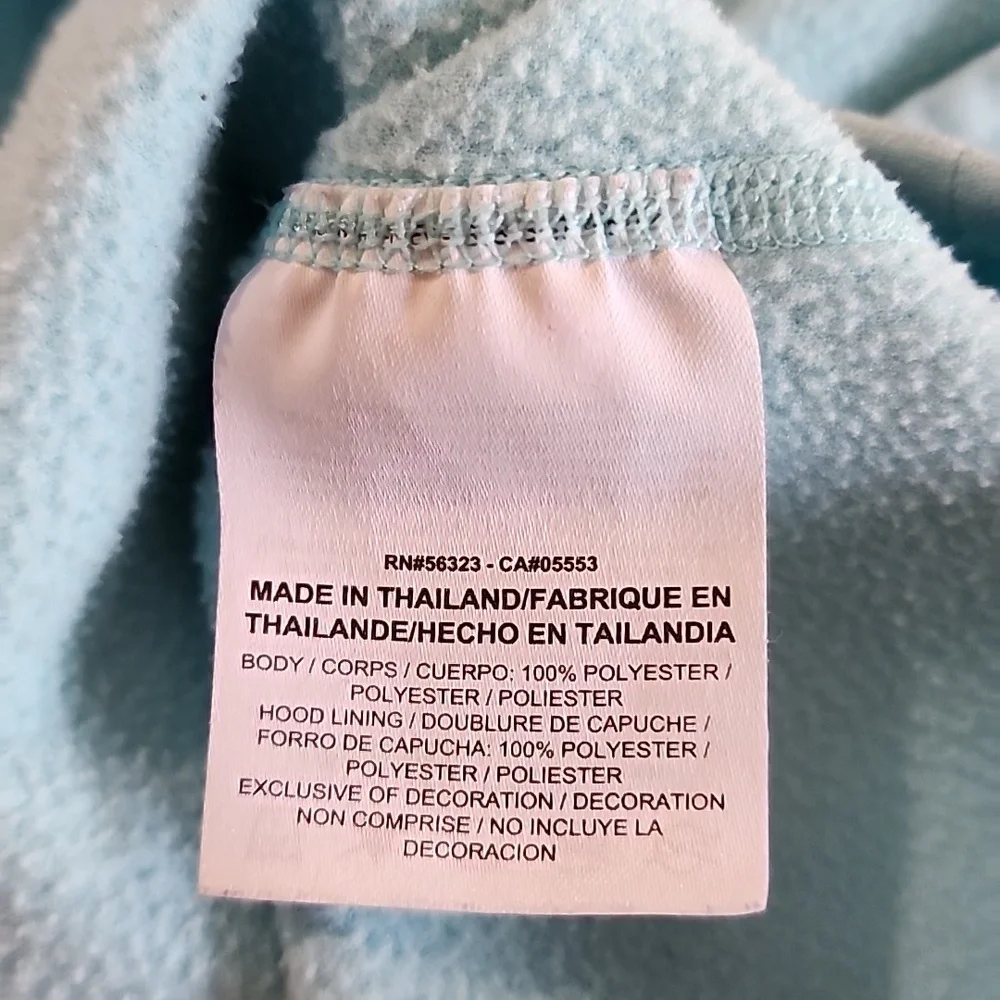 Nike Therma-Fit Long Sleeve Hoodie With Pocket